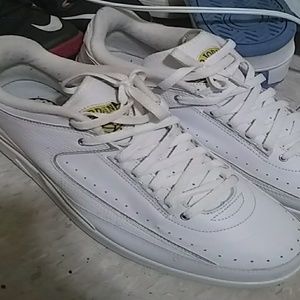 2005 retro 2 low maize